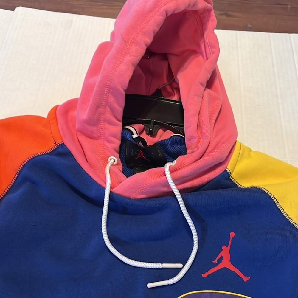 Nike-XL- Air Jordan 90s retro color blocked, hoodie,long sleeve, swish, Jumpman. - Picture 5 of 14